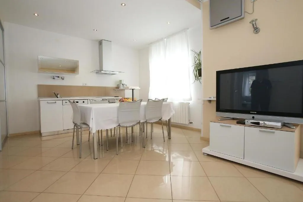 Apartment Katarina With Sea View Baška 0*,